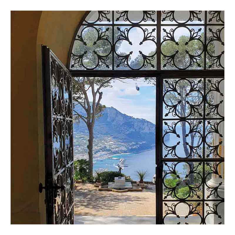 Blick aus der Villa Lysis auf den Hafen von Capri